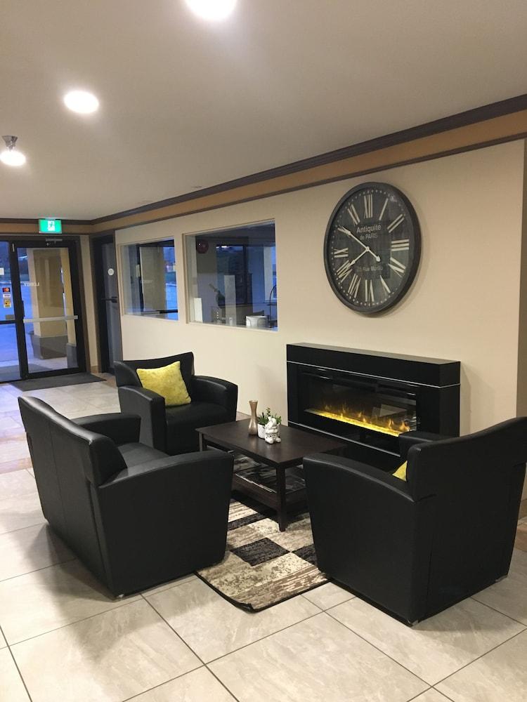Super 8 By Wyndham Salmon Arm Exterior foto